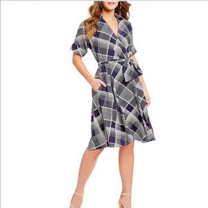 Eliza J short sleeved dress